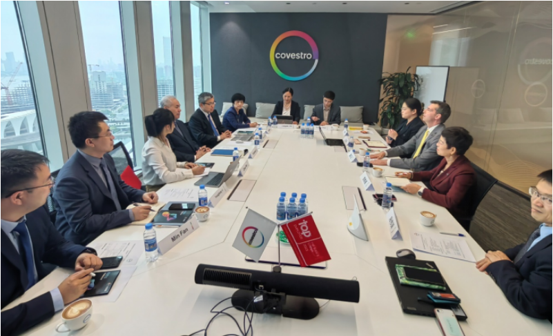 中國石油和化學工業(yè)聯(lián)合會書記會見科思創(chuàng)公司全球首席執(zhí)行官