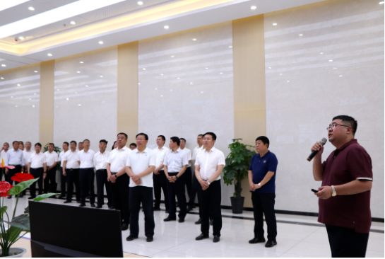 三強(qiáng)煤基新材料項(xiàng)目對(duì)于清徐縣的發(fā)展具有重要意義。該項(xiàng)目的建設(shè)將進(jìn)一步提升清徐縣煤化工產(chǎn)業(yè)的水平，推動(dòng)清徐縣向綠色、高端、可持續(xù)發(fā)展的方向邁進(jìn)。