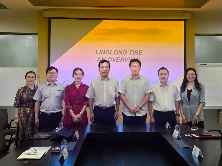 此次玲瓏輪胎與上汽大眾的戰(zhàn)略合作是基于雙方良好的合作基礎(chǔ)和共同的研發(fā)創(chuàng)新理念達(dá)成的。