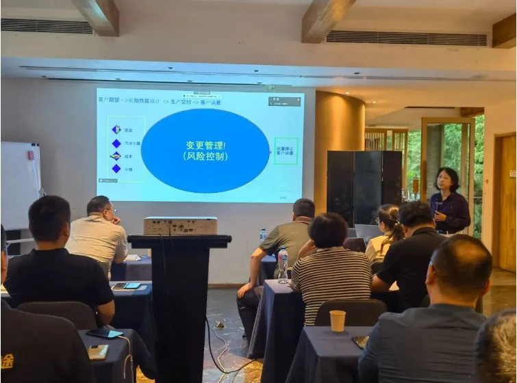 雄鷹輪胎集團(tuán)召開(kāi)2023年年中工作會(huì)議，制定未來(lái)規(guī)劃