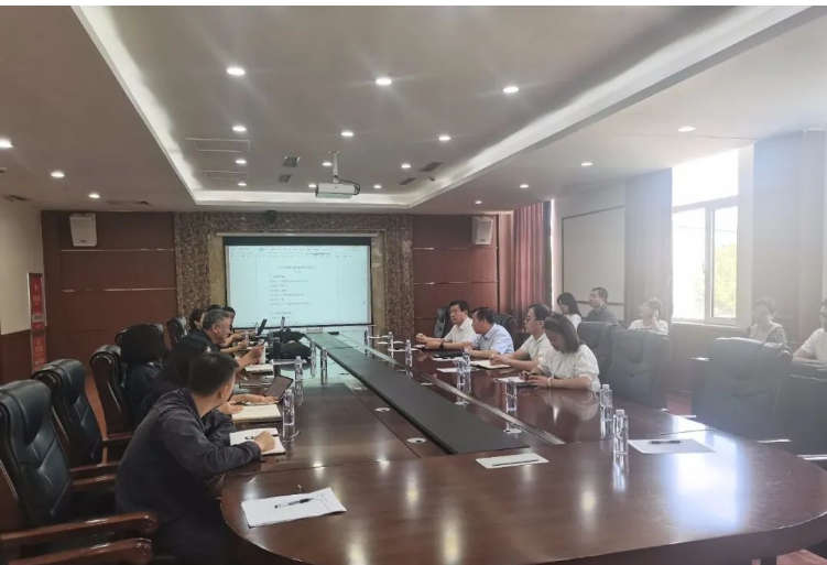 朝陽(yáng)市人民政府副市長(zhǎng)一行到朝陽(yáng)黑貓調(diào)研