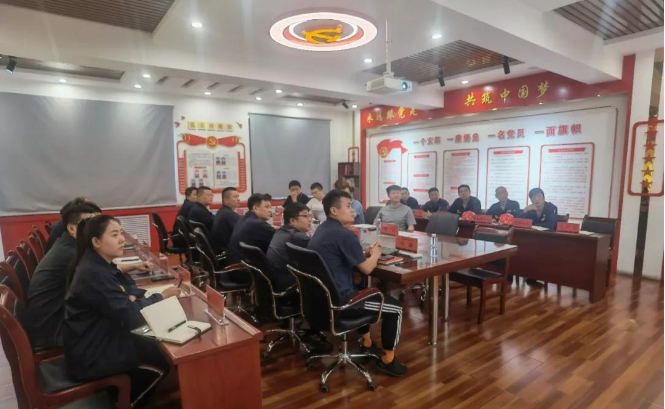 黑貓集團(tuán)總工程師徐熠一行蒞臨烏海黑貓調(diào)研