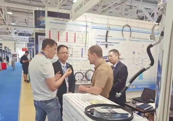 南京利德東方橡塑科技有限公司自2020年起積極展開國(guó)際市場(chǎng)拓展計(jì)劃，獲得了可喜的發(fā)展成果。在經(jīng)過(guò)多次努力之后，該公司已經(jīng)成功建立了與美國(guó)、加拿大、日本、墨西哥、伊朗以及俄羅斯等國(guó)家的牢固業(yè)務(wù)伙伴關(guān)系。