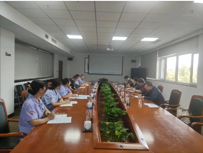 此次調(diào)研的重點(diǎn)企業(yè)包括東營(yíng)市的華盛輪胎集團(tuán)、昌豐輪胎、金宇輪胎、永盛橡膠、方興輪胎和中一橡膠，濰坊市的昊華輪胎、躍龍橡膠、銀寶輪胎、福麥斯輪胎，青島市的賽輪集團(tuán)和雙星輪胎，威海市的三角輪胎、浦林成山、中威橡膠、君樂輪胎，以及煙臺(tái)市的玲瓏輪胎。