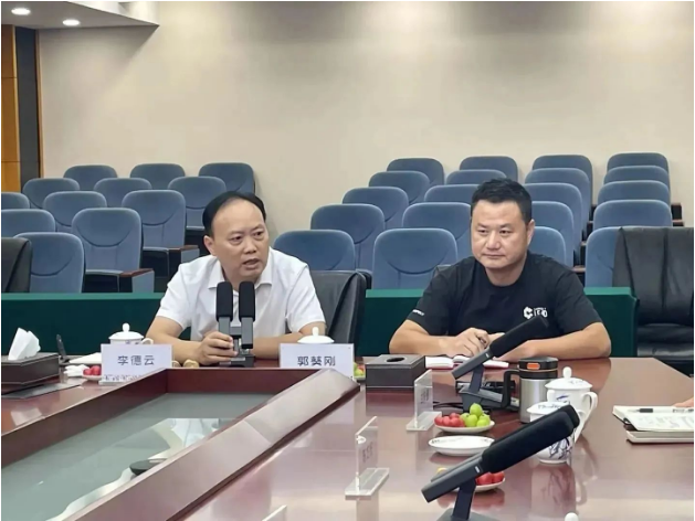 嘉寶莉油墨事業(yè)部九月月會(huì)暨第三季度工作總結(jié)會(huì)議已圓滿落幕，但嘉寶莉油墨事業(yè)部表示將繼續(xù)努力，堅(jiān)決打贏第四季度沖刺攻堅(jiān)戰(zhàn)，朝超30%的增長(zhǎng)目標(biāo)前進(jìn)。