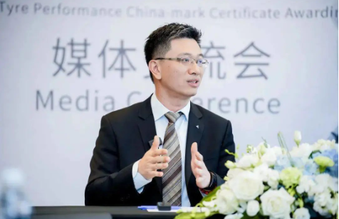 2023輪胎行業(yè)質(zhì)量論壇，在青島國(guó)際會(huì)議中心舉行。在這次盛會(huì)上，TüV萊茵大中華區(qū)交通服務(wù)副總裁黃余欣接受了媒體的采訪。
